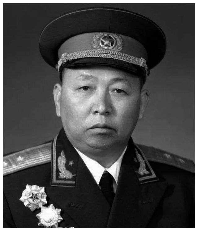饭询问为何不点酒尤：上次是我掏的钱pg电子中国1971年和尤太忠吃(图3)
