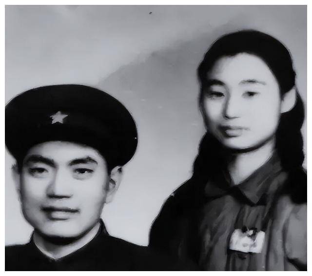饭询问为何不点酒尤：上次是我掏的钱pg电子中国1971年和尤太忠吃(图9)