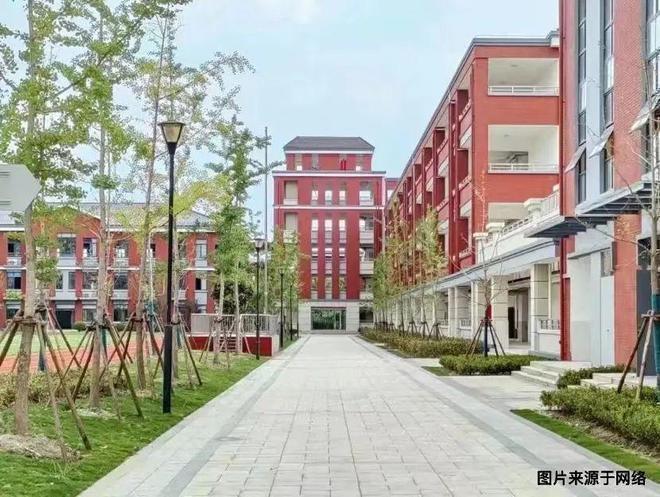 阅售楼处发布：中旅揽阅抢占价值洼地pg电子平台九月聚焦@招商中旅揽(图9)