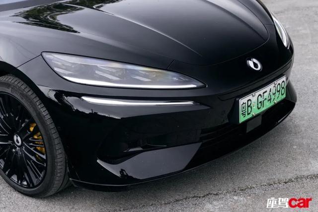 势Z9GT CAR REVIEWSpg模拟器试玩猎装舞者——试驾腾(图11) 势Z9GT CAR REVIEWSpg模拟器试玩猎装舞者——试驾腾(图11)